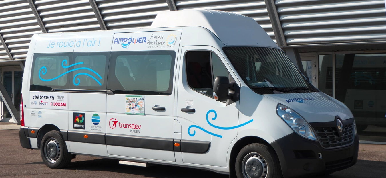 Compressed-Air Minibus — European Mobility Week Road Demo